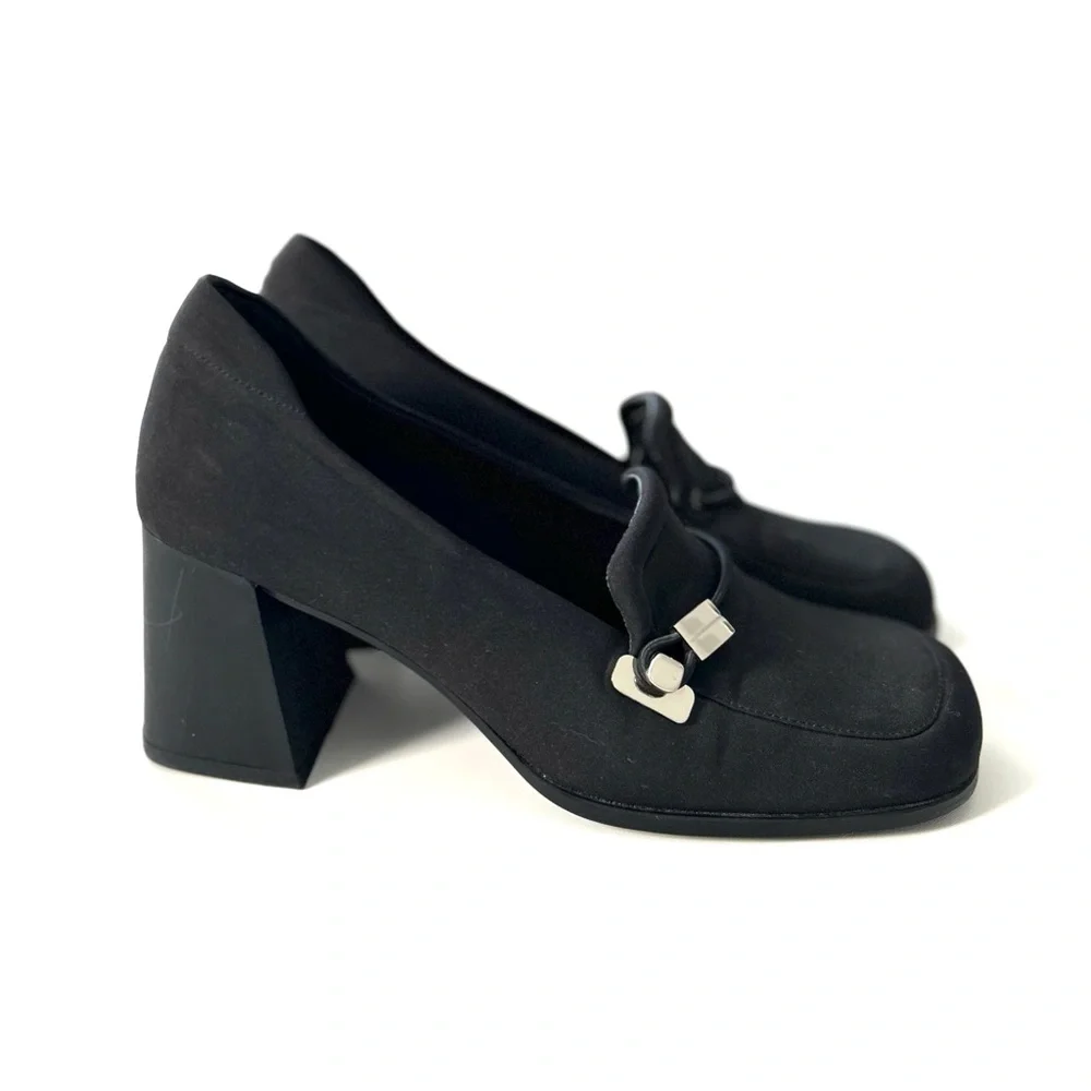 Vero Studio retro black